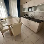 דירה Bright Apartment In The Most Beautiful Street Of Budapest Vaci Street, Fashion Street *